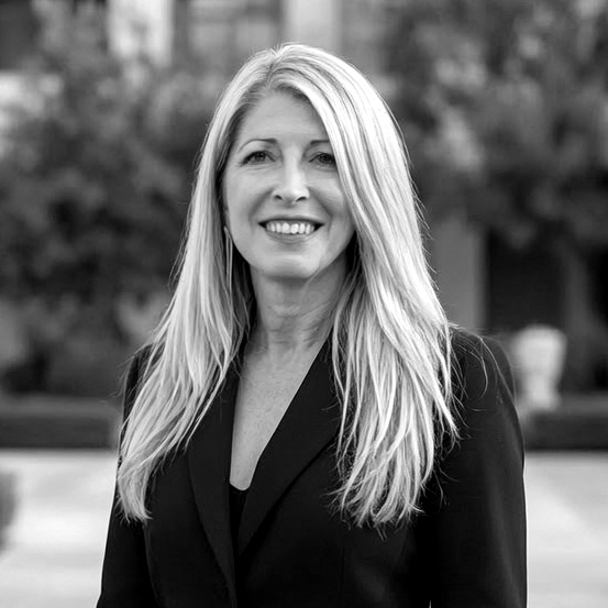 Theresa Amos, VP of Loan Officer Success at Coastline Mortgage